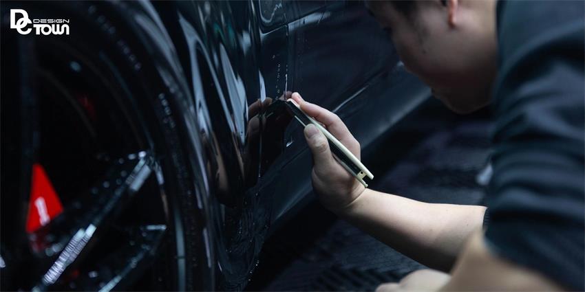 保時(shí)捷卡宴裝貼納爾PPF漆面保護(hù)膜，顏值再升級(jí)