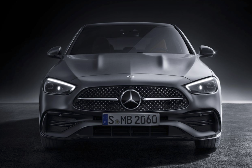 奔馳C級(jí)貼納爾PPF隱形車衣，狂野與優(yōu)雅并存